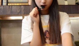 娱乐吃瓜小妹子是谁啊,她是如何成为网络红人的？